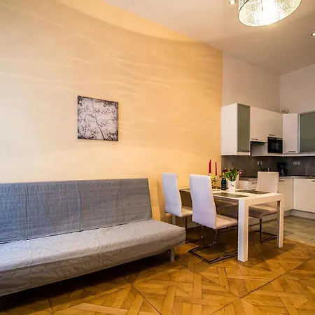 Jewish Synagogue Ruterra Apartment